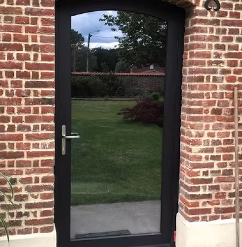 porte d'entrée pvc avec cintrage